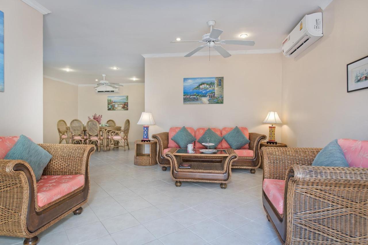 Butterfly Garden Boutique Residences Large Luxury Apts And Villas A Lifetsyle Destination By Neang, Everything You Need All Right Here 1-3 Bedrooms 110 To 190 Sq Mtrs, 2 Full Bathrooms, Rain Shower, Spa Bath, Bbq, Free Wifi, Staff 24-7, Close To Beac Pattaya Eksteriør bilde