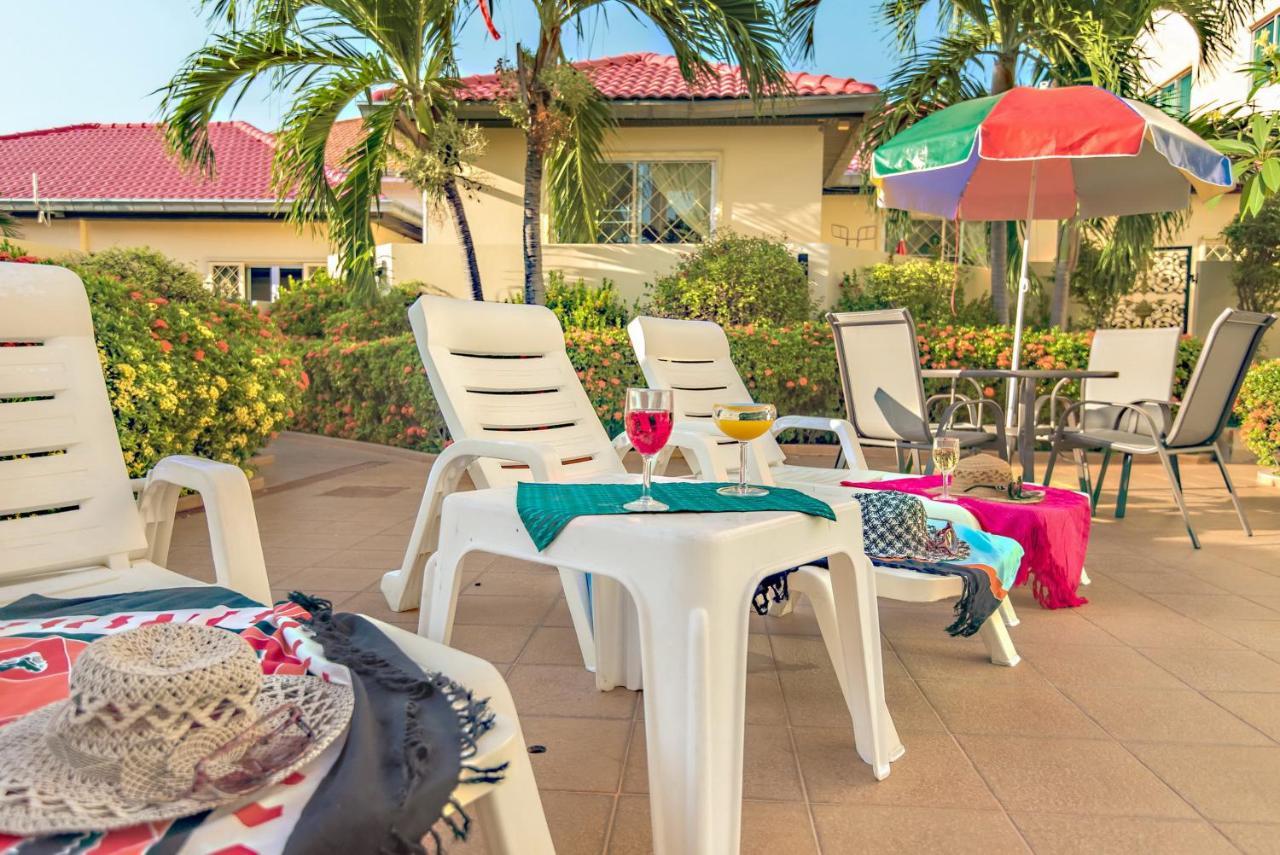 Butterfly Garden Boutique Residences Large Luxury Apts And Villas A Lifetsyle Destination By Neang, Everything You Need All Right Here 1-3 Bedrooms 110 To 190 Sq Mtrs, 2 Full Bathrooms, Rain Shower, Spa Bath, Bbq, Free Wifi, Staff 24-7, Close To Beac Pattaya Eksteriør bilde